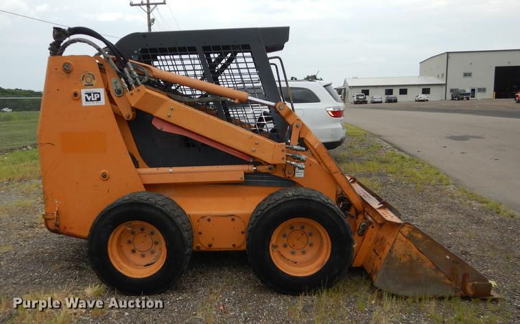 image for item DB8391 2004 Case 90XT skid steer