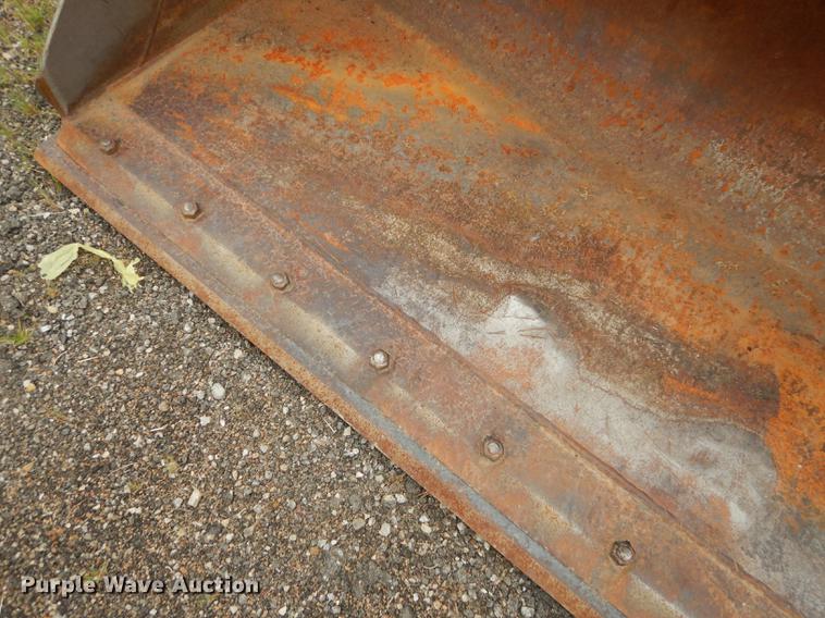 image for item DB8391 2004 Case 90XT skid steer