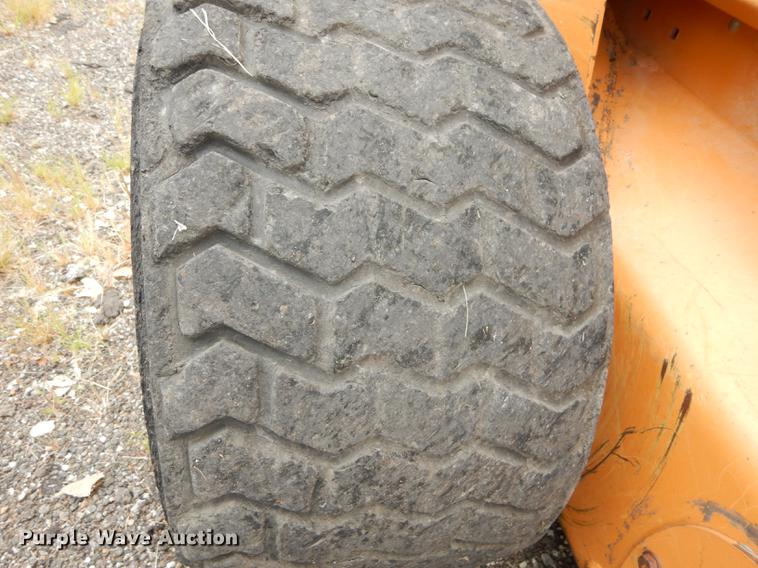 image for item DB8391 2004 Case 90XT skid steer