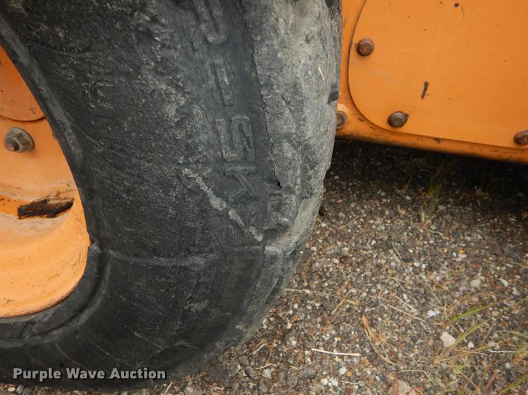 image for item DB8391 2004 Case 90XT skid steer