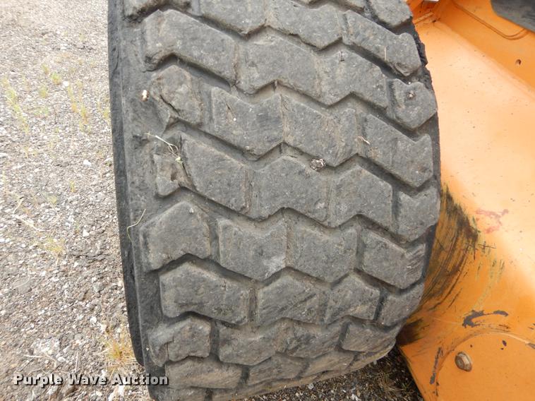 image for item DB8391 2004 Case 90XT skid steer