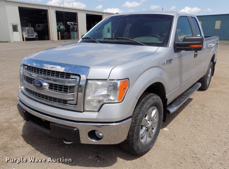 image for item DB9187 2013 Ford F150 XLT SuperCab pickup truck