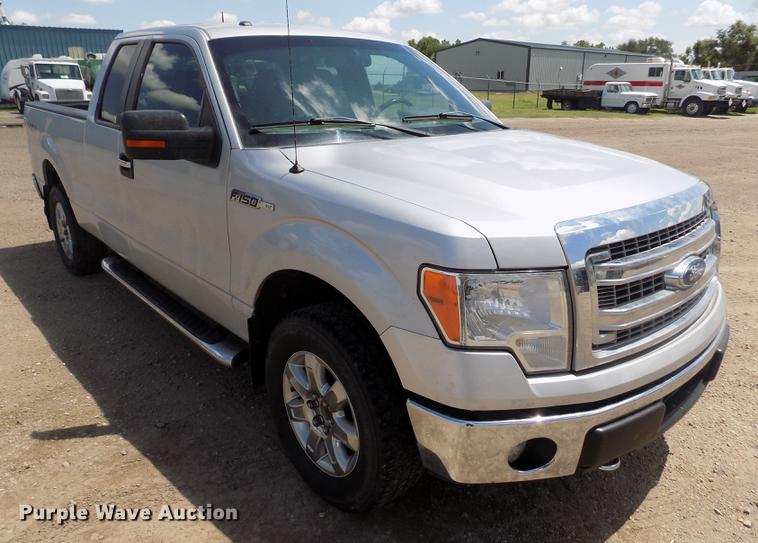 image for item DB9187 2013 Ford F150 XLT SuperCab pickup truck