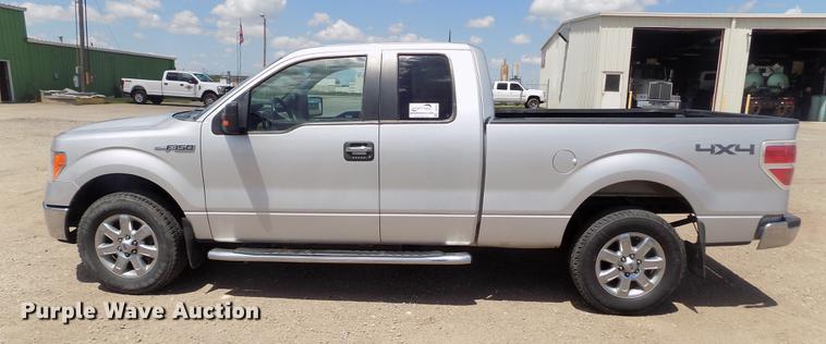 image for item DB9187 2013 Ford F150 XLT SuperCab pickup truck
