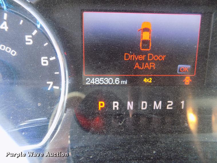 image for item DB9187 2013 Ford F150 XLT SuperCab pickup truck