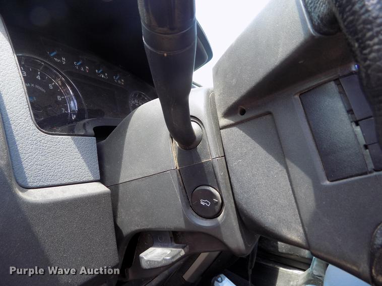 image for item DB9187 2013 Ford F150 XLT SuperCab pickup truck