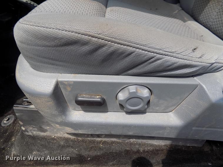 image for item DB9187 2013 Ford F150 XLT SuperCab pickup truck