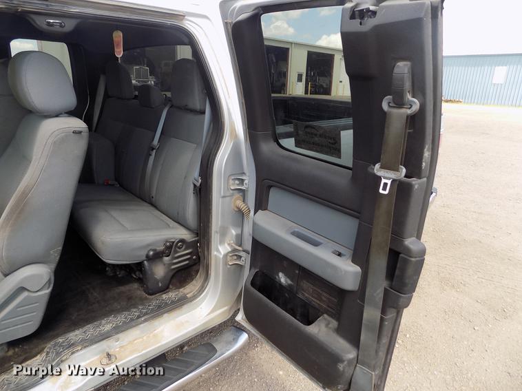 image for item DB9187 2013 Ford F150 XLT SuperCab pickup truck