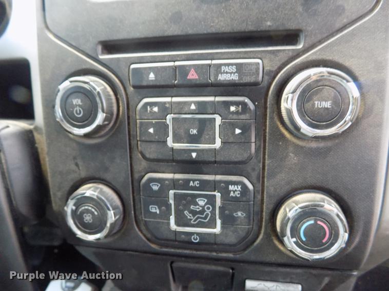 image for item DB9187 2013 Ford F150 XLT SuperCab pickup truck