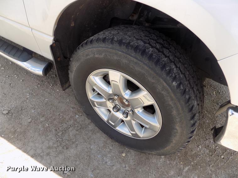 image for item DB9187 2013 Ford F150 XLT SuperCab pickup truck