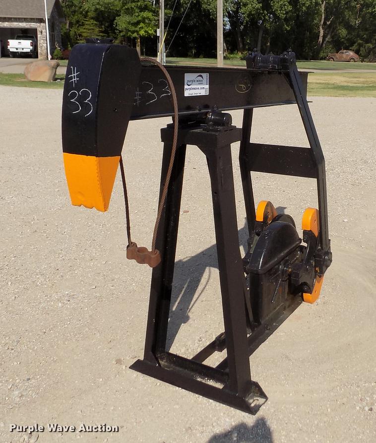 Jensen straight lift pump jack in Great Bend, KS Item DB9222 sold