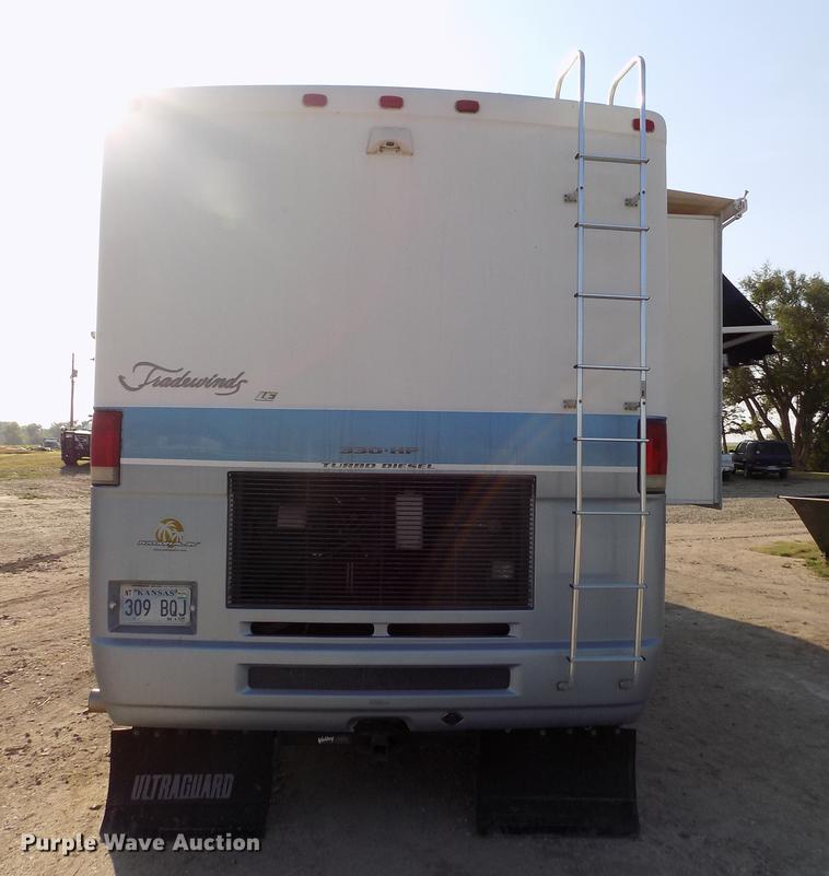 image for item DB9230 2002 National M390 RV