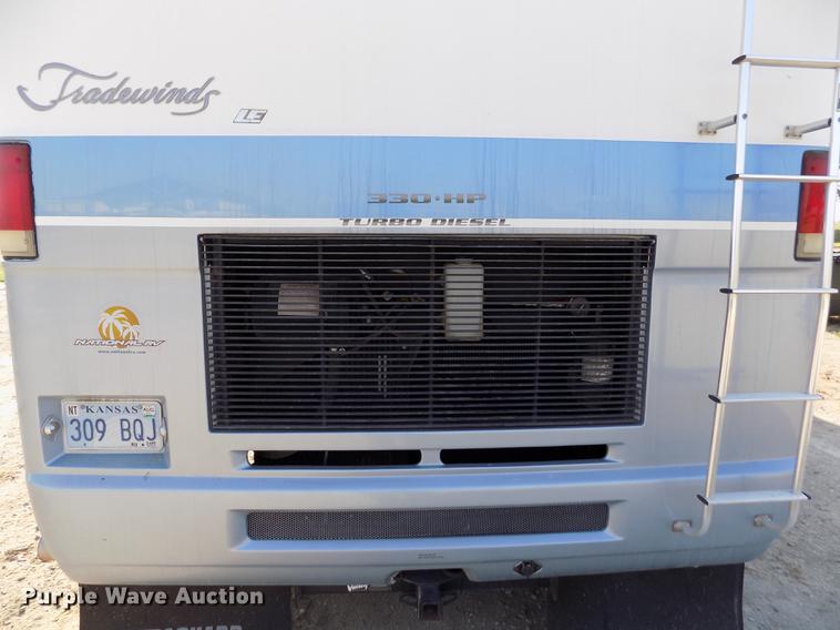 image for item DB9230 2002 National M390 RV