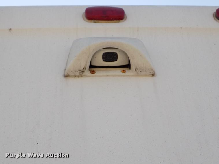 image for item DB9230 2002 National M390 RV