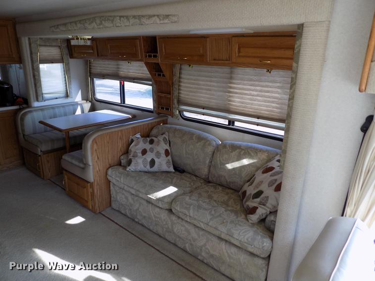 image for item DB9230 2002 National M390 RV