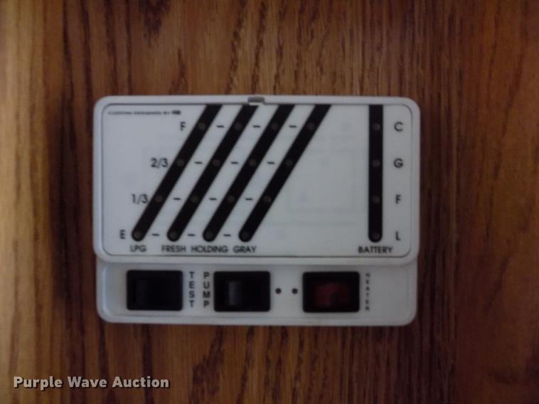 image for item DB9230 2002 National M390 RV