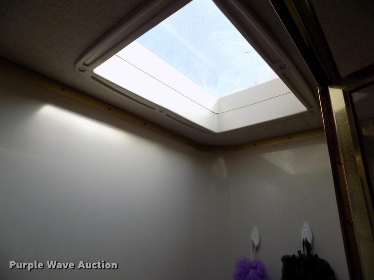 image for item DB9230 2002 National M390 RV