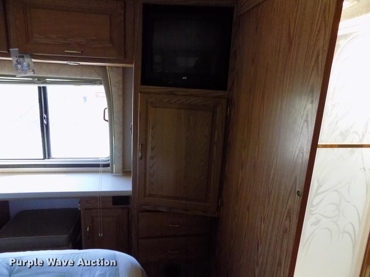 image for item DB9230 2002 National M390 RV