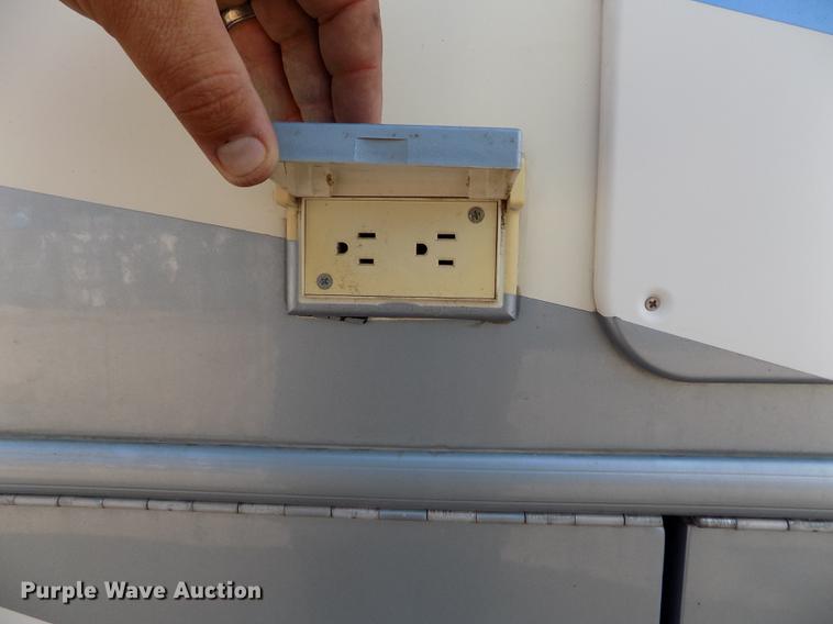 image for item DB9230 2002 National M390 RV