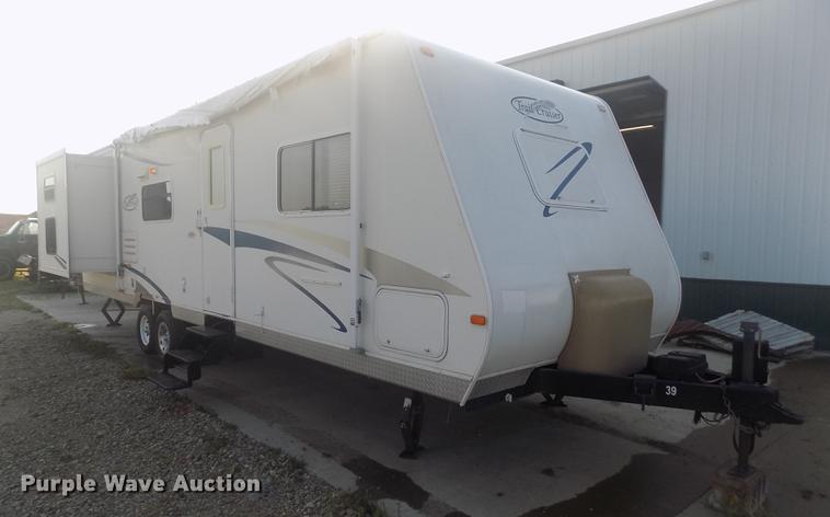 image for item DB9231 2008 R-Vision Trail Cruiser 30BHDS camper