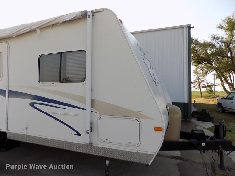 image for item DB9231 2008 R-Vision Trail Cruiser 30BHDS camper