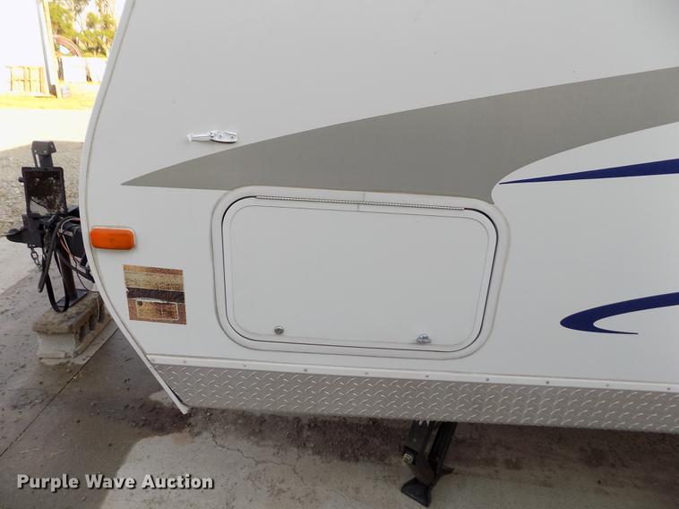 image for item DB9231 2008 R-Vision Trail Cruiser 30BHDS camper