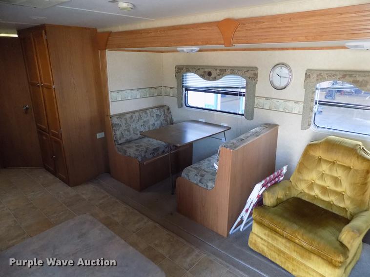 image for item DB9231 2008 R-Vision Trail Cruiser 30BHDS camper