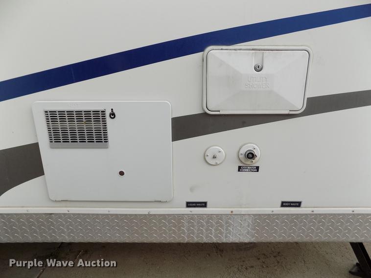 image for item DB9231 2008 R-Vision Trail Cruiser 30BHDS camper