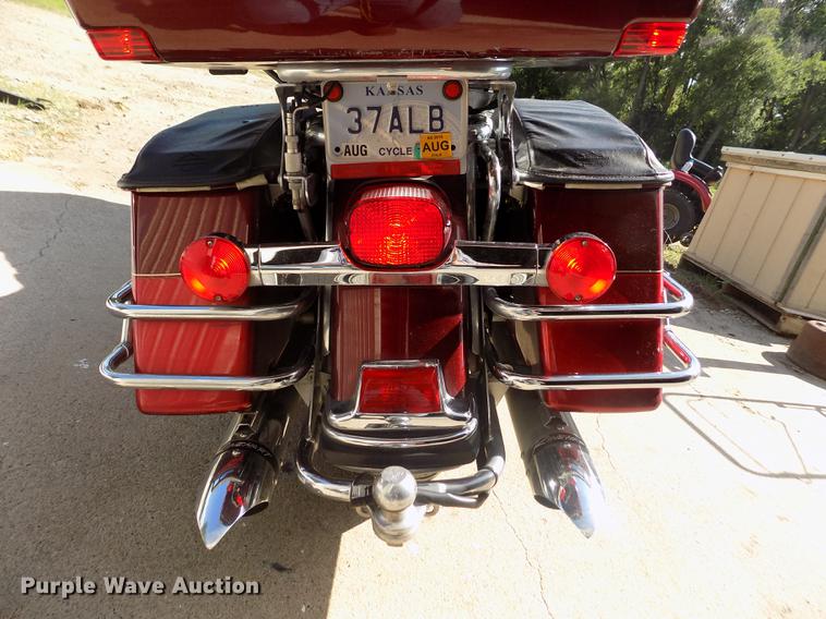 image for item DB9232 2008 Harley Davidson FLHTCU Ultra Classic motorcycle