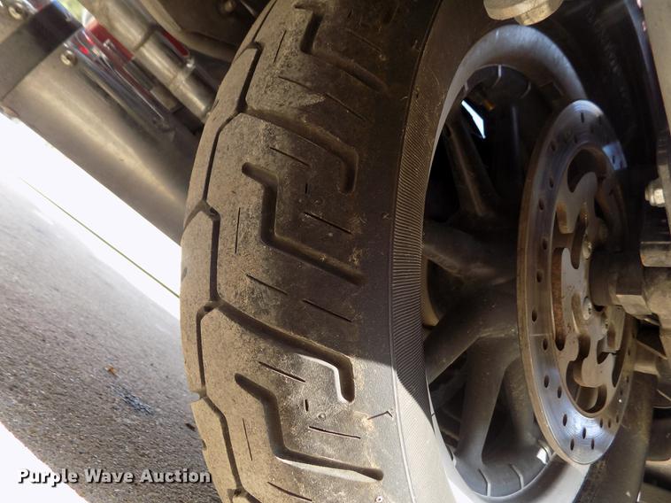 image for item DB9232 2008 Harley Davidson FLHTCU Ultra Classic motorcycle