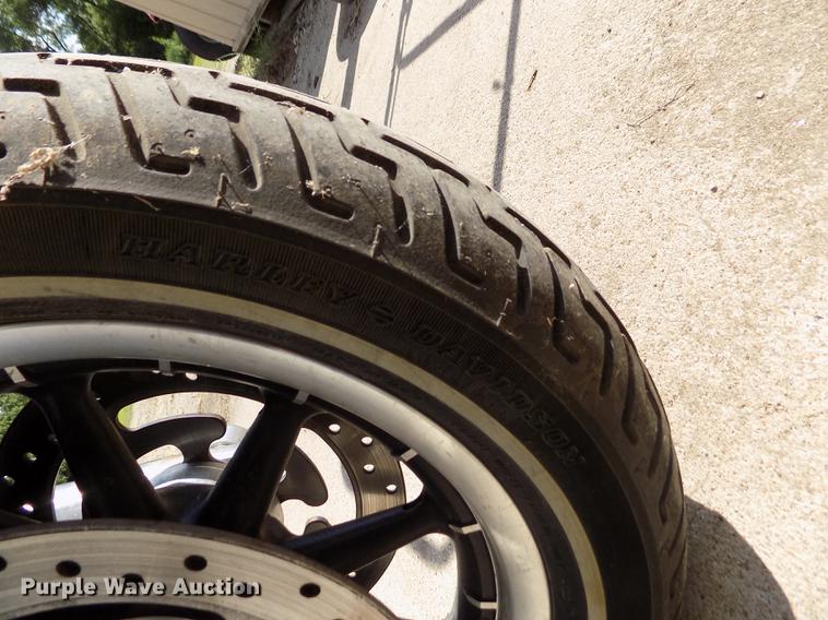 image for item DB9233 2008 Harley Davidson FLHTCU Ultra Classic motorcycle