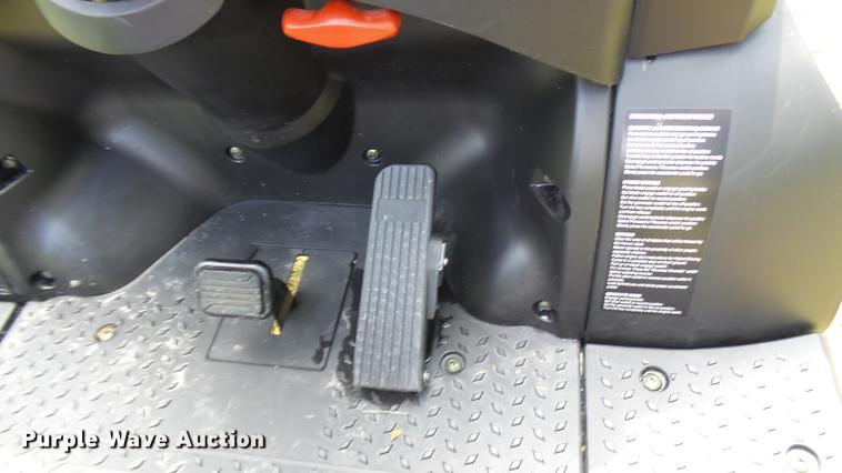 image for item DB9305 2017 Raven MPV-7100 utility vehicle