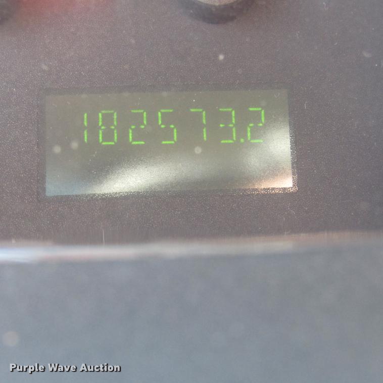 image for item DD2677 2006 Ford E350 Super Duty van