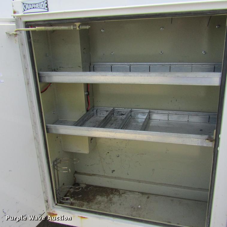 image for item DD2677 2006 Ford E350 Super Duty van