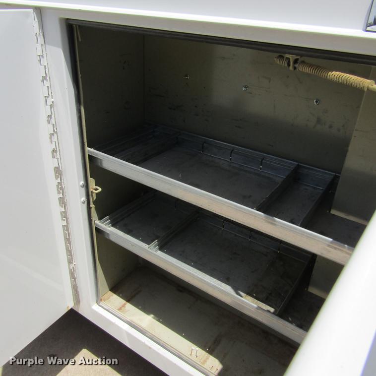 image for item DD2677 2006 Ford E350 Super Duty van