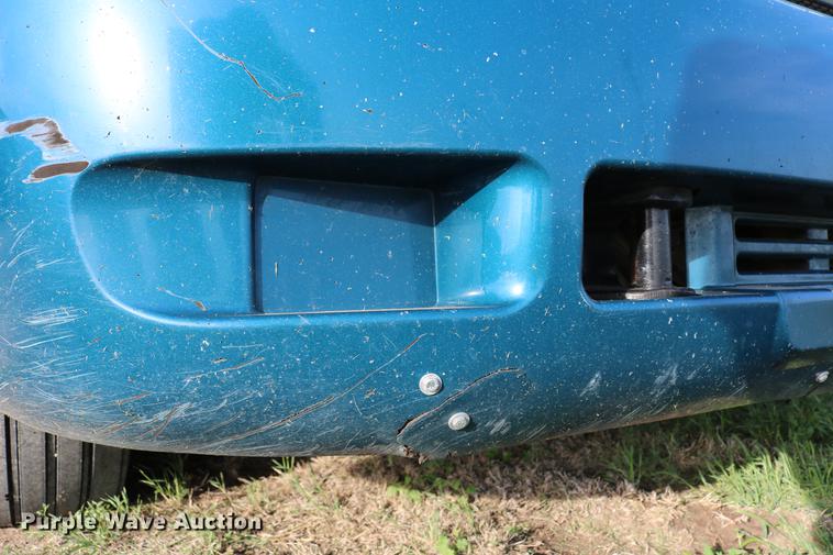 image for item DD4256 2006 Peterbilt 387 semi truck