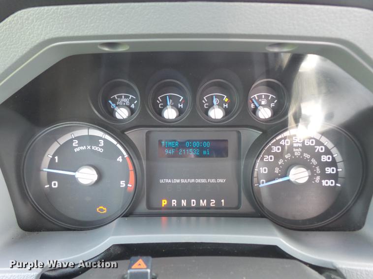 image for item DD7244 2011 Ford F450 Super Duty XLT truck cab and chassis