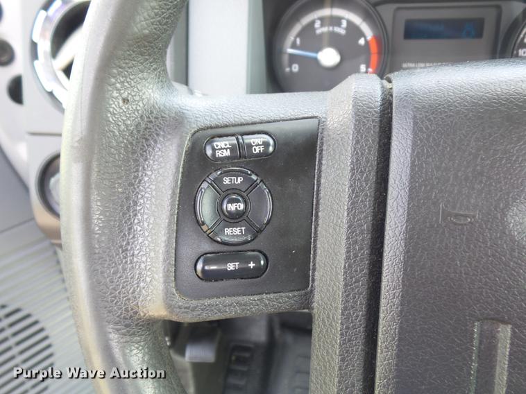 image for item DD7244 2011 Ford F450 Super Duty XLT truck cab and chassis