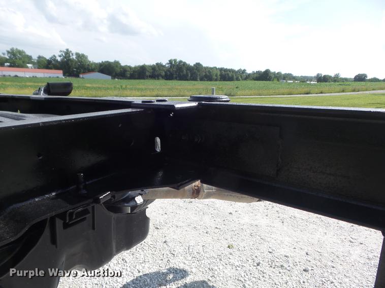 image for item DD7244 2011 Ford F450 Super Duty XLT truck cab and chassis