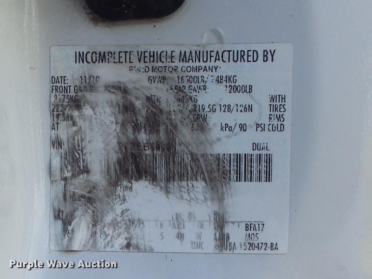 image for item DD7244 2011 Ford F450 Super Duty XLT truck cab and chassis