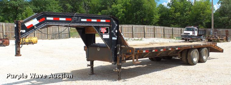 image for item DD7266 2011 PJ Trailers FD252 equipment trailer