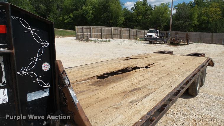 image for item DD7266 2011 PJ Trailers FD252 equipment trailer