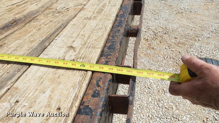 image for item DD7266 2011 PJ Trailers FD252 equipment trailer