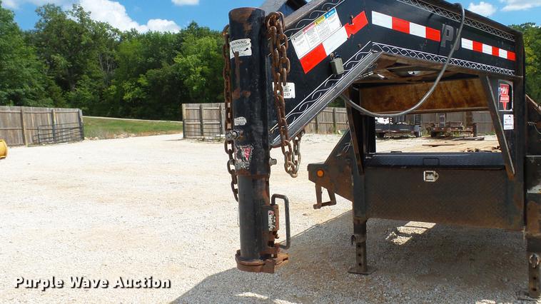 image for item DD7266 2011 PJ Trailers FD252 equipment trailer