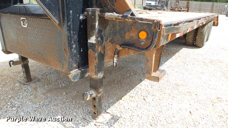 image for item DD7266 2011 PJ Trailers FD252 equipment trailer