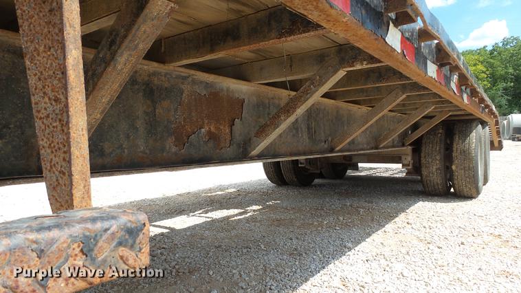 image for item DD7266 2011 PJ Trailers FD252 equipment trailer