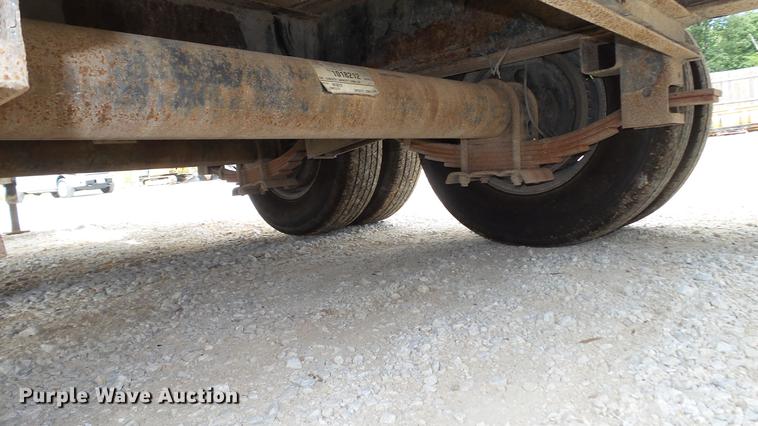 image for item DD7266 2011 PJ Trailers FD252 equipment trailer