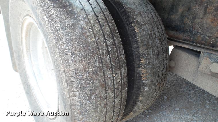 image for item DD7266 2011 PJ Trailers FD252 equipment trailer