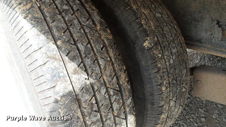 image for item DD7266 2011 PJ Trailers FD252 equipment trailer