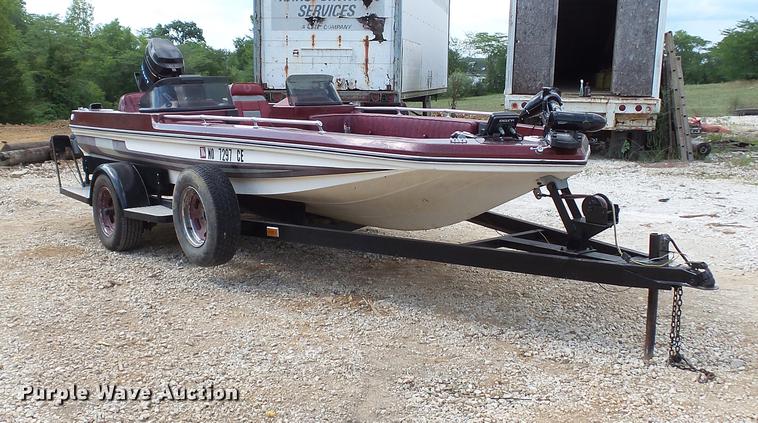 image for item DD7268 1979 Ranger 7750 boat